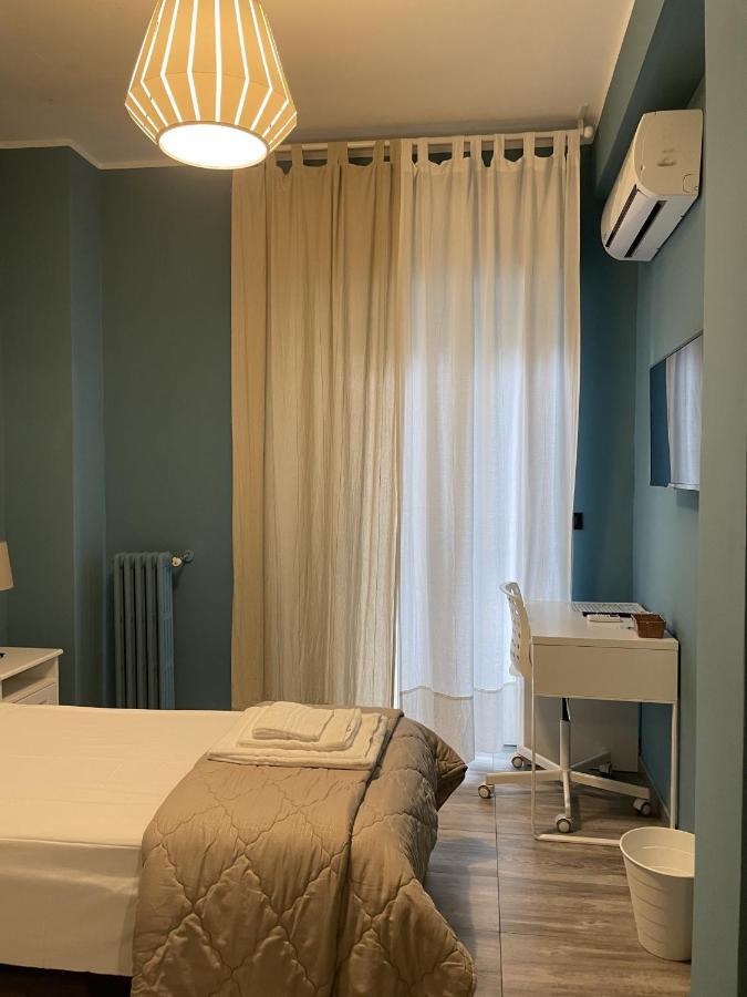 Interno2 Bari Centrale Hotel Екстериор снимка